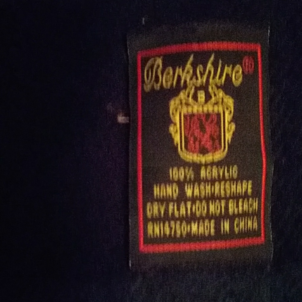 Scarf - Picture 2 of 3